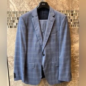Hugo Boss suit 38R